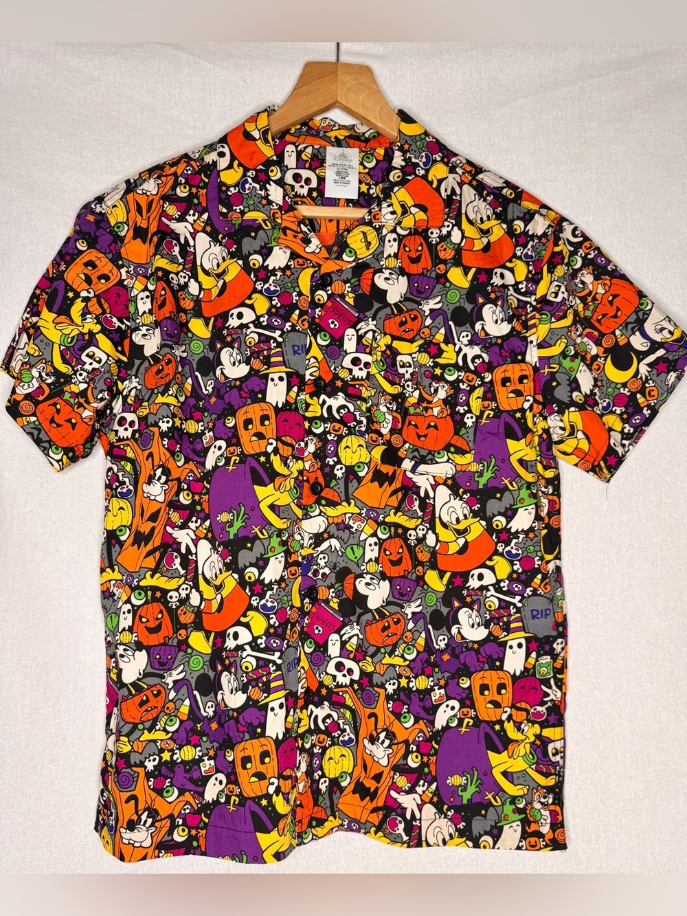 Mickey & Friends Halloween Cartoon Print Men’s Short Sleeve Shirt - Multi-Color